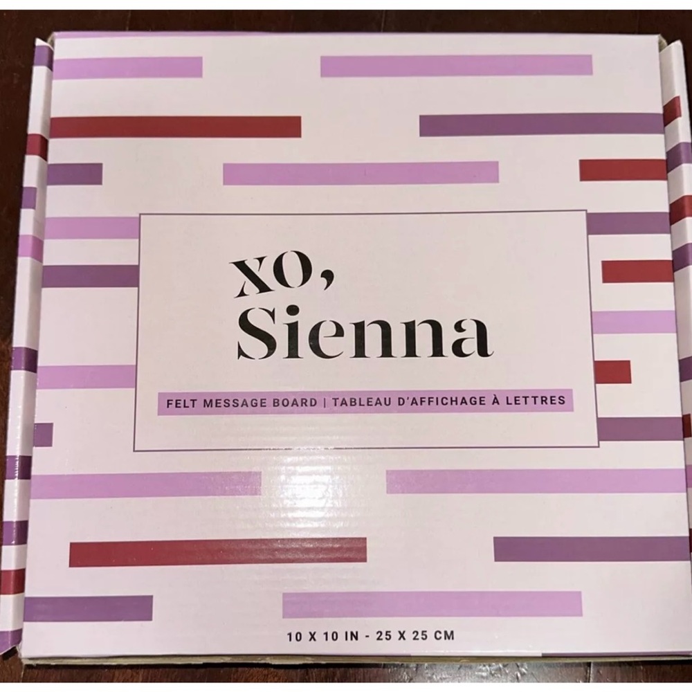 XO, Sienna Felt Message Board